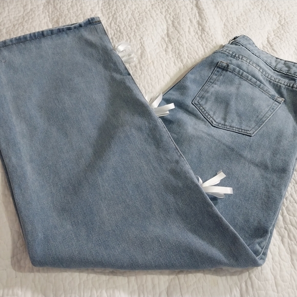 Blue Ankle Cropped Jeans with Side Ties Size 11 - Picture 12 of 15